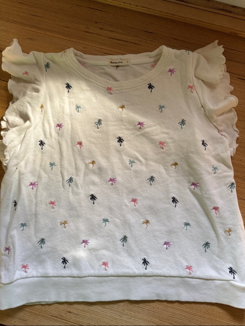 Marine Layer Ruffle-Sleeve with Palm Trees